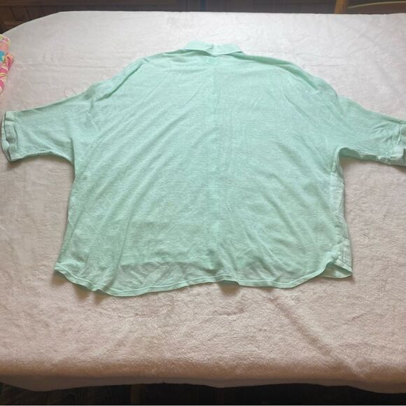 120% Lino Light Green Button Down Shirt - Picture 2 of 10
